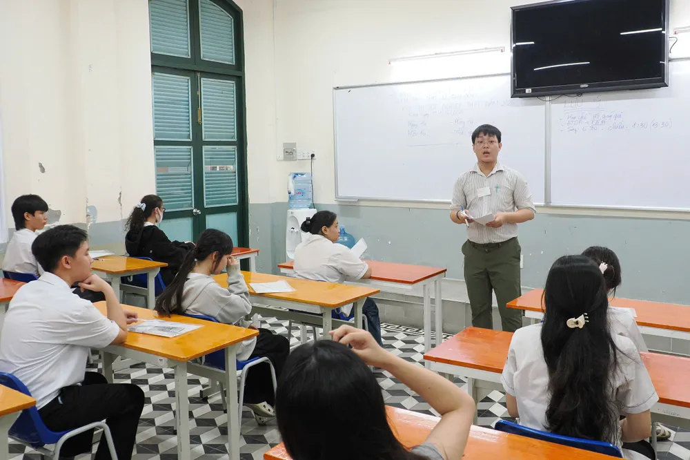 Gợi ý giải đề thi môn Toán kỳ thi tốt nghiệp THPT năm 2026