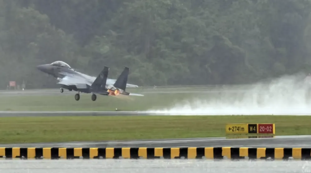 Chiến đấu cơ F-15SG từ căn cứ không quân Paya Lebar. Ảnh: CHANNEL NEWS ASIA 