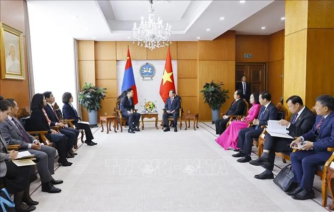2-chu-tich-quoc-hoi- Tran-Thanh-Man- Mông Cổ .jpeg