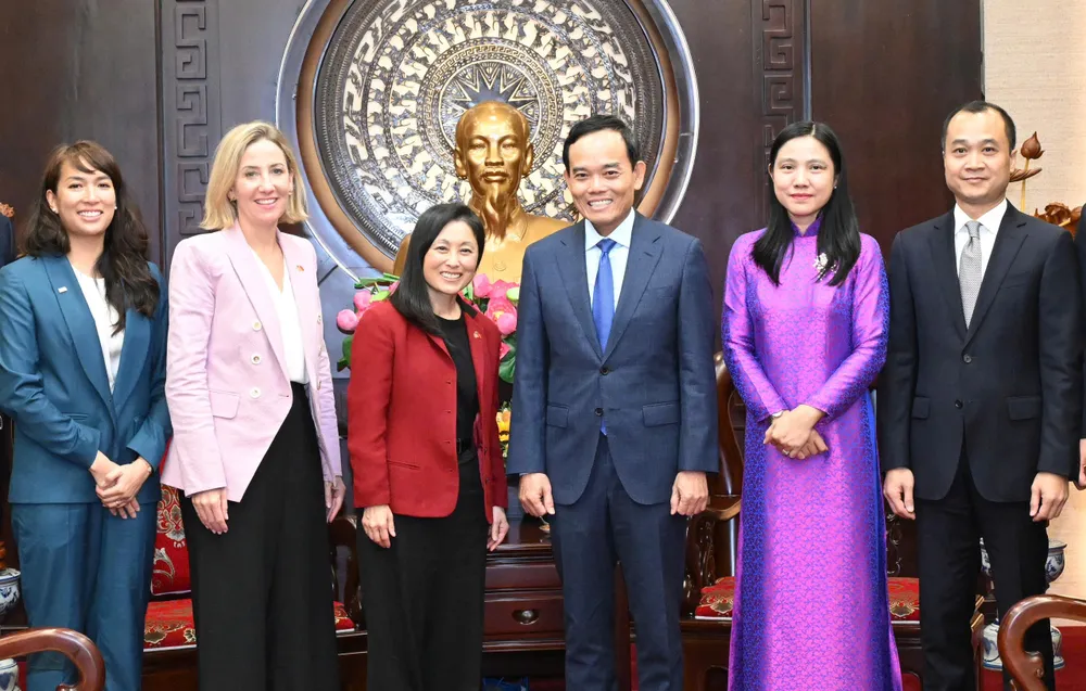 1-bi-thu-trang-luu-quang.jpg