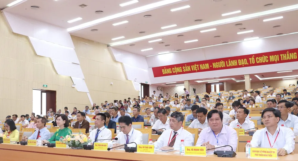 Các đại biểu tham dự hội thảo