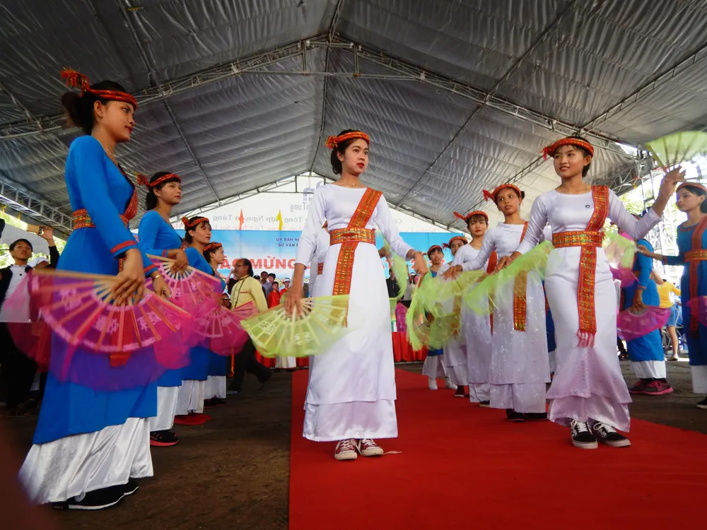 Đồng bào Chăm tỉnh Bình Thuận vui tết Katê ảnh 2