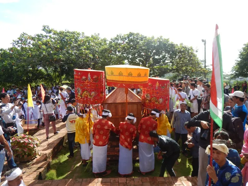 Đồng bào Chăm tỉnh Bình Thuận vui tết Katê ảnh 6