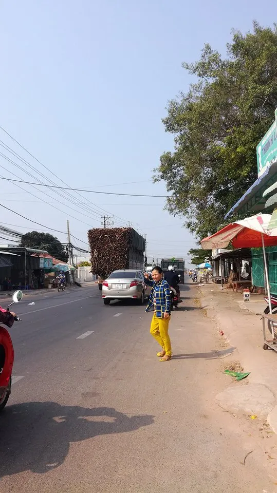 Video: Khiếp vía cảnh nhiều xe “làm xiếc” trên Quốc lộ 28 ảnh 1