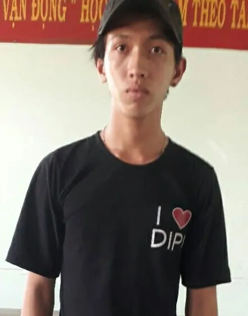 2 đối tượng gây rối ở Bình Thuận bị truy nã toàn quốc đã ra đầu thú ảnh 2