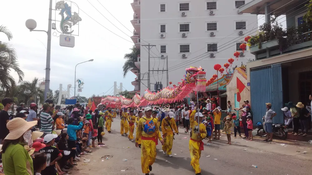 Tưng bừng Lễ hội Nghinh Ông ở Bình Thuận ảnh 2