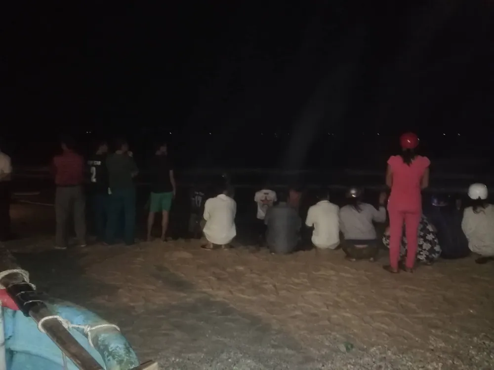  6 người tắm biển, 2 người chết, 2 người mất tích ảnh 1