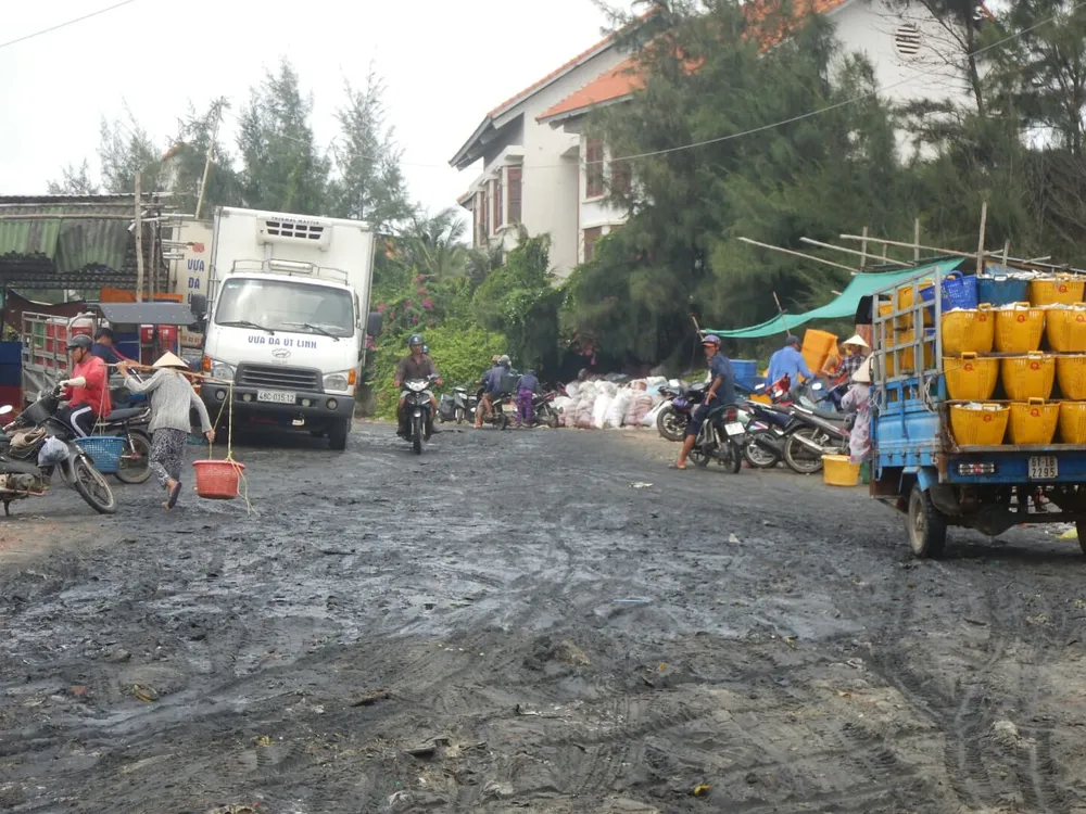 Ô nhiễm nghiêm trọng ở bãi Sau biển Mũi Né ảnh 3