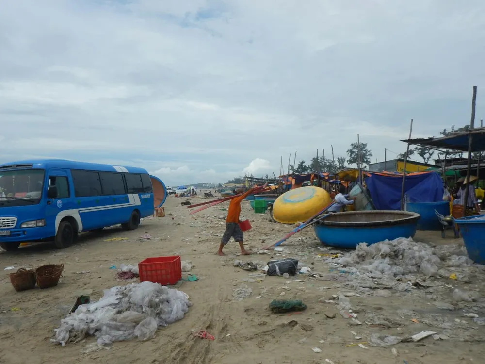 Ô nhiễm nghiêm trọng ở bãi Sau biển Mũi Né ảnh 5