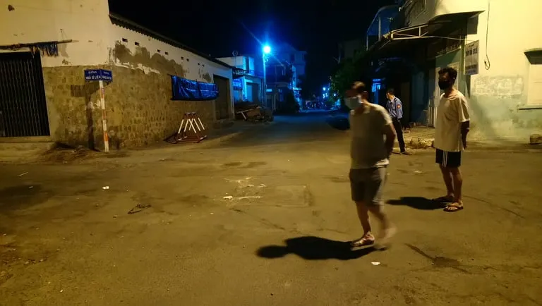 Bình Thuận dỡ bỏ cách ly ở 2 tuyến đường trung tâm TP Phan Thiết ảnh 3