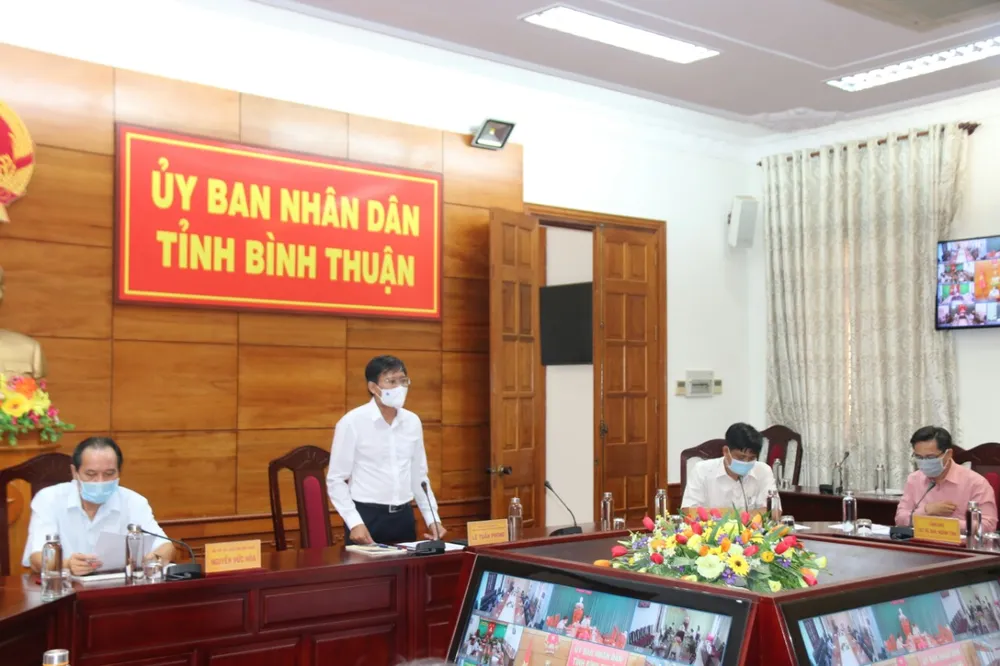 Thêm 2 ca nghi mắc Covid-19, Bình Thuận phong tỏa nhiều khu vực ảnh 1