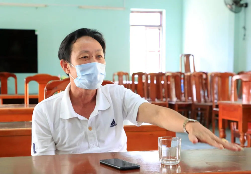 4 ngư dân đi bộ từ Ninh Thuận về Phú Yên đã được kiểm tra sức khỏe, cách ly ảnh 2