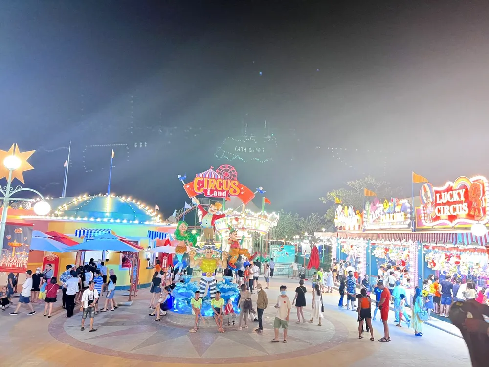 Công viên Circus Land - NovaWorld Phan Thiết thu hút rất đông du khách đến vui chơi