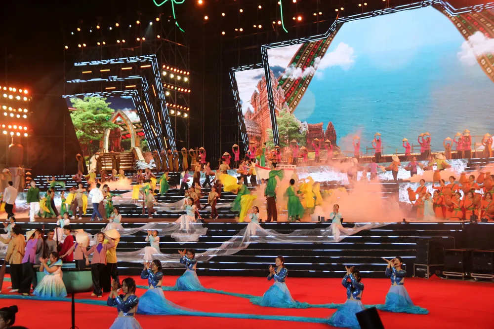 Chương trình nghệ thuật đặc sắc tại buổi lễ