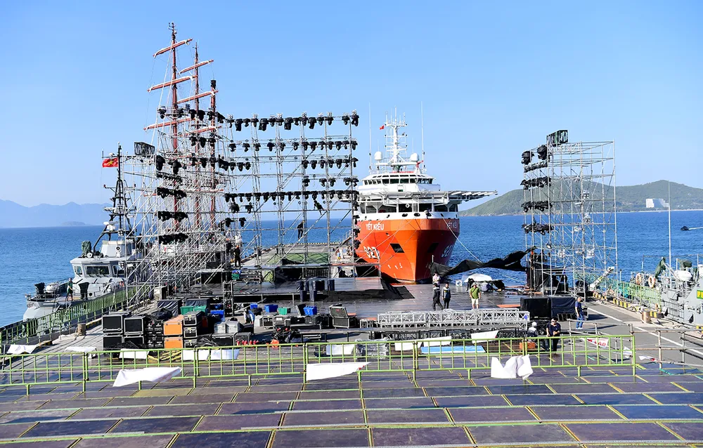 Chương trình chính luận nghệ thuật Mạnh giàu từ biển quê hương sẽ diễn ra vào tối 12-8, tại TP Nha Trang