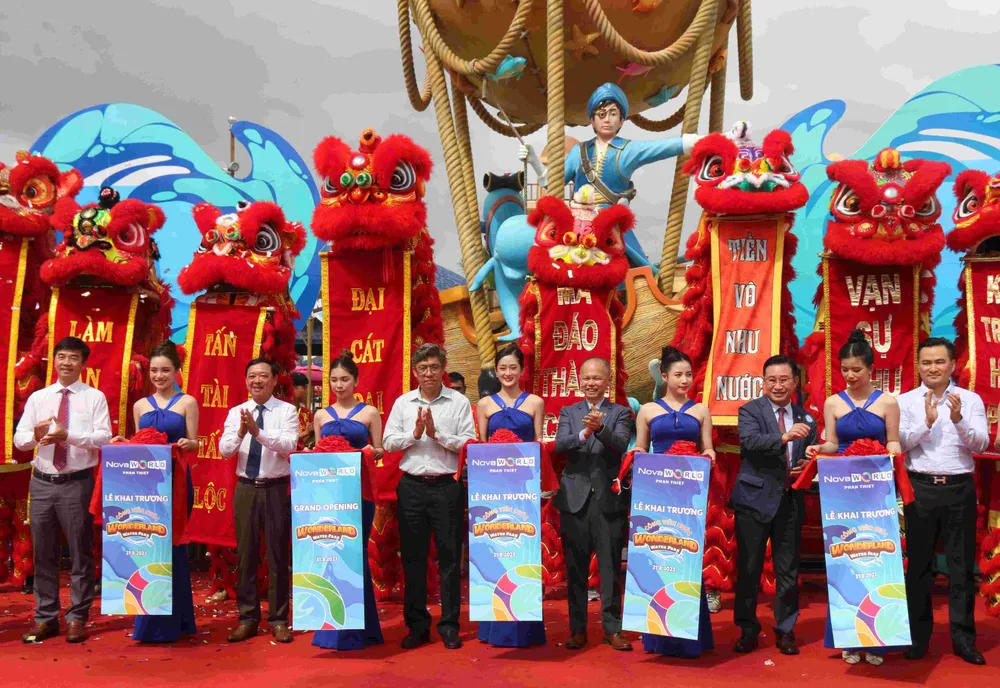 Công viên nước Wonderland Water Park chính thức khai trương Công viên nước Wonderland Water Park chính thức khai trương