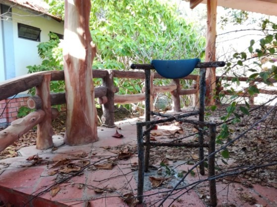 Resorts, restaurants abandoned after stop of Ke Ga seaport project ảnh 6