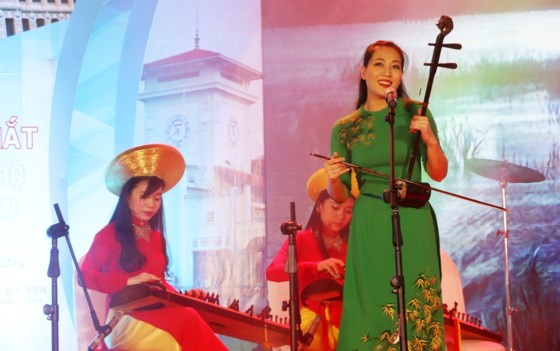 HCMC officially opens Bui Vien walking street ảnh 2