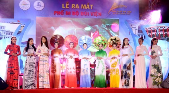 HCMC officially opens Bui Vien walking street ảnh 3