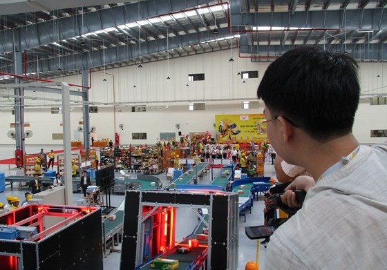 VNPost opens southern transport and logistics center ảnh 1