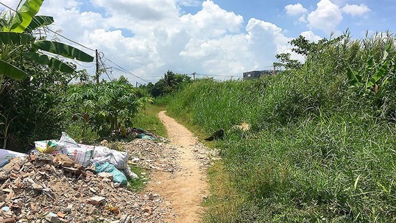 Residents have got stuck in Thang Long urban area project for 26 years (Photo: SGGP)