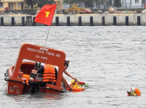 Ceremony commemorates fallen soldiers in Gac Ma battle ảnh 1
