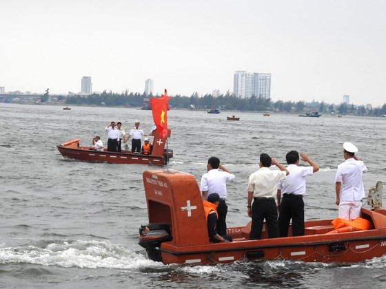 Ceremony commemorates fallen soldiers in Gac Ma battle ảnh 5