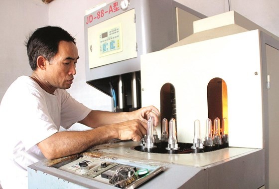 Trade villages with century history of fish sauce production ảnh 5