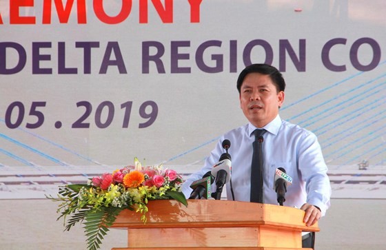 Vam Cong bridge open to traffic in Mekong Delta ảnh 2