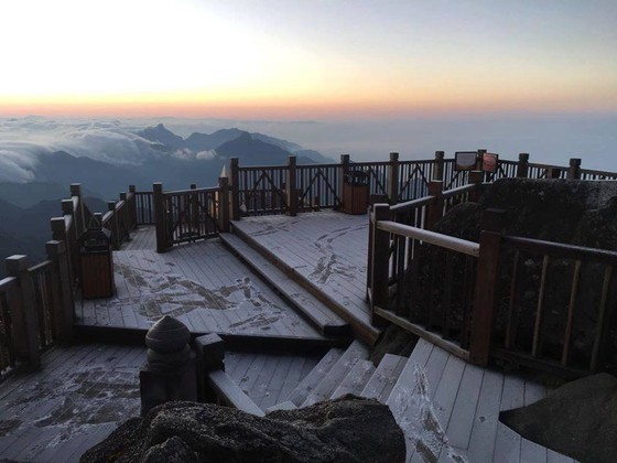 Cold snap moving south, reducing HCMC temperature to 20 degrees Celsius at night ảnh 1