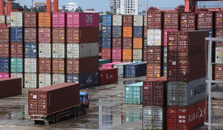 Containers at the Sihanoukville Autonomous Port. (Source: Khmer Times)