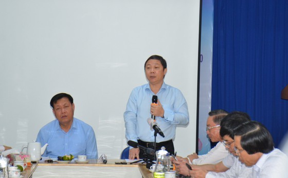 Vaccination, immigration into HCMC carefully inspected ảnh 3