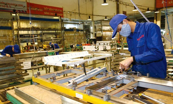 Businesses must innovate and adapt to pandemic ảnh 1