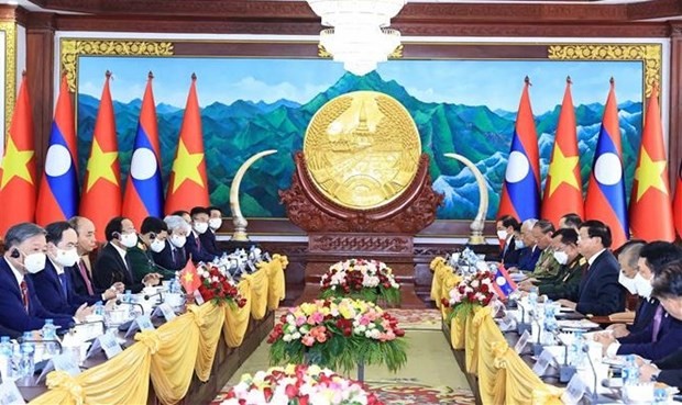 Top priority given to enhancing special Vietnam-Laos ties: Leaders ảnh 1