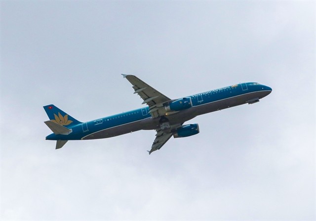 Vietnam Airlines flight from Japan faces security threat ảnh 1
