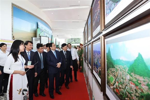 PM requests more efforts to further develop northern mountainous, midland region ảnh 2