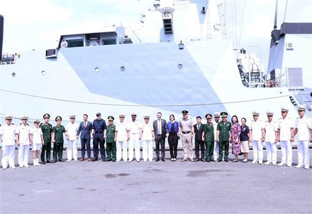The vessel begins a five-day friendship visit to HCMC on the occasion of the 50th anniversary of diplomatic relations between the two countries. (Photo: VNA)