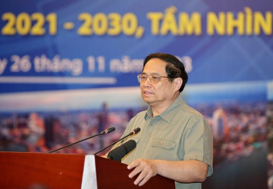 Prime Minister Pham Minh Chinh is making a statement in the conference (Photo: SGGP)