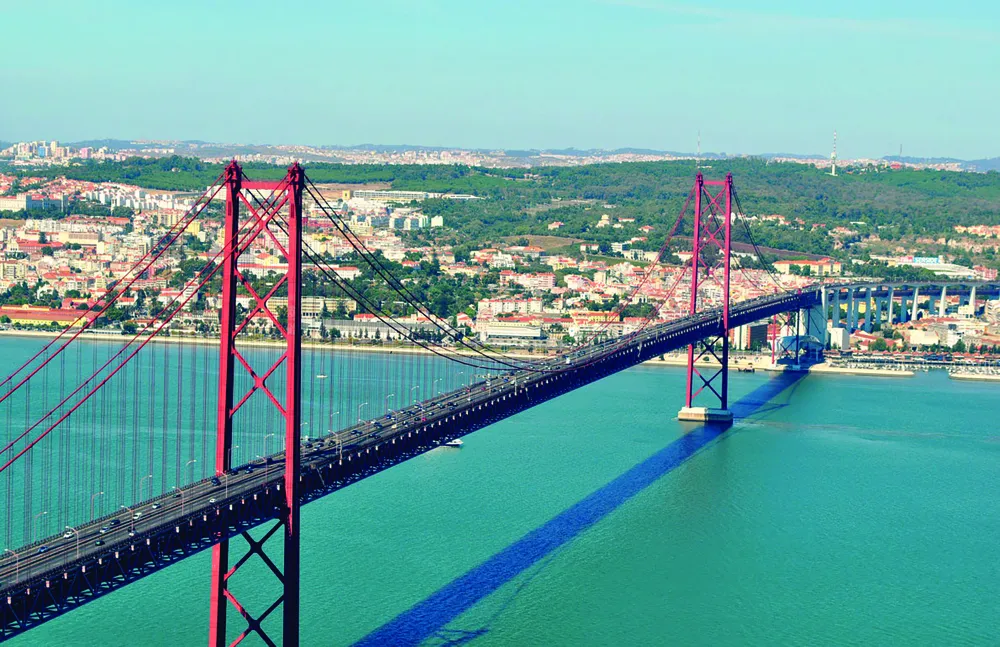 7 Cầu 25 de Abril.jpg