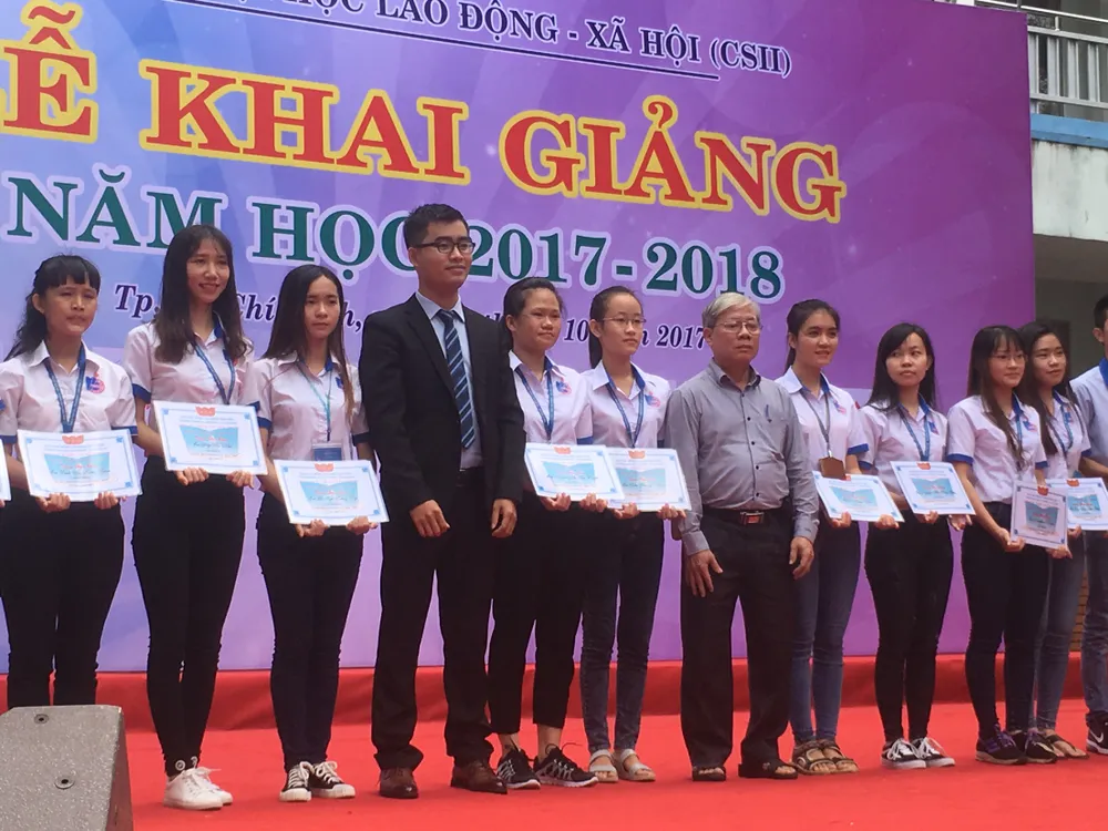 Trao học bổng tài năng cho 66 sinh viên