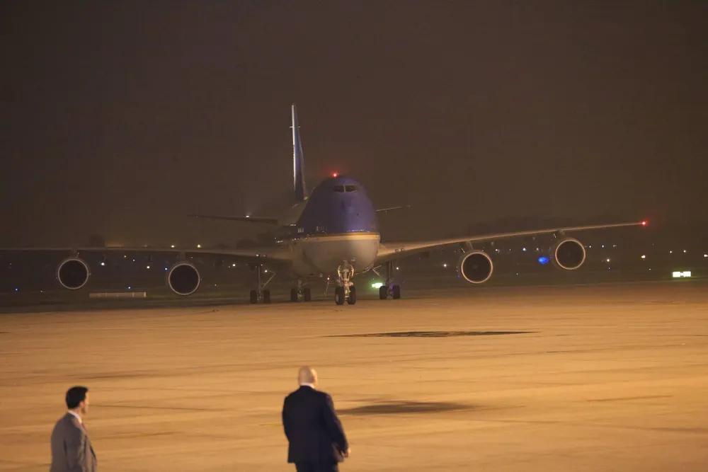 Tổng thống Mỹ Donald Trump đã đến Hà Nội ảnh 8