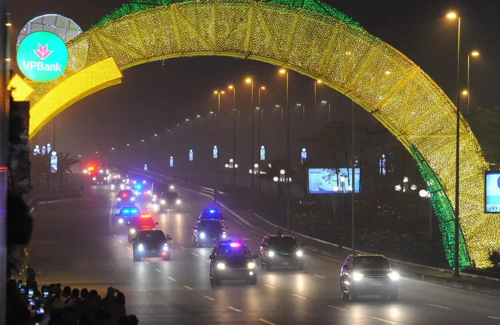 Tổng thống Mỹ Donald Trump đã đến Hà Nội ảnh 23