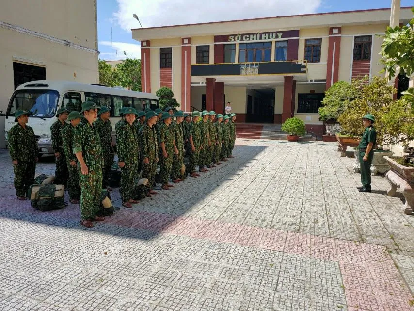 Thêm một vụ sạt lở vùi lấp 11 người tại Quảng Nam, 200 công nhân thủy điện bị cô lập ảnh 6