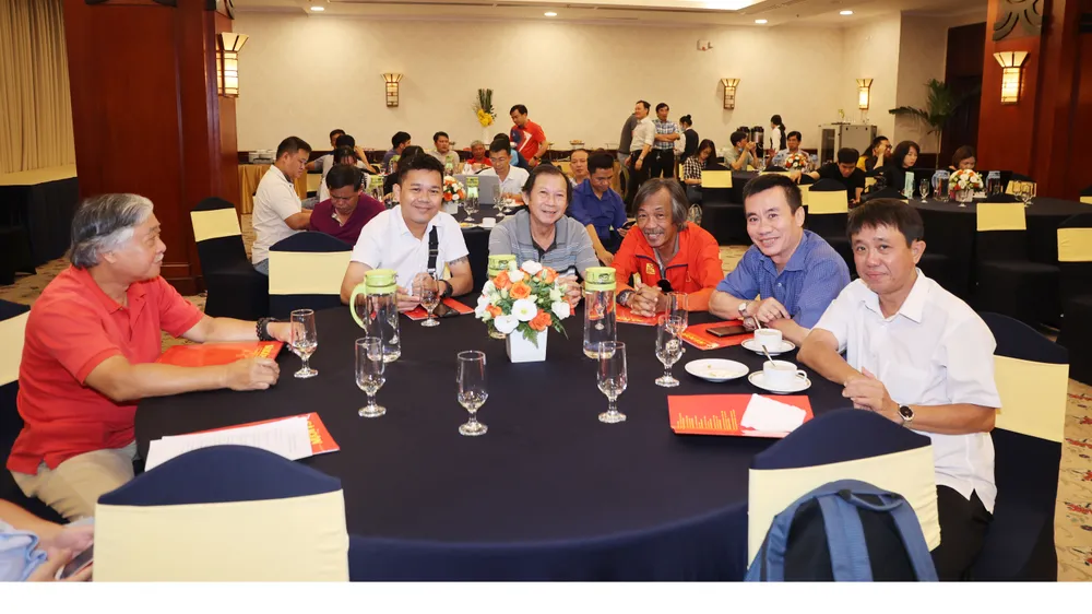 Họp báo công bố kế hoạch tổ chức Giải thưởng Quả bóng Vàng Việt Nam 2020 ảnh 15