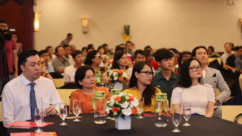 Họp báo công bố kế hoạch tổ chức Giải thưởng Quả bóng Vàng Việt Nam 2020 ảnh 4