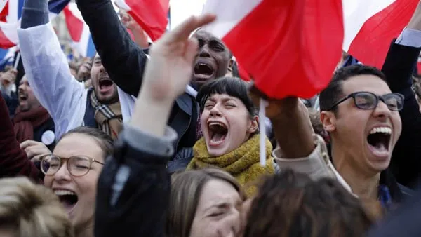 Châu Âu mừng Emmanuel Macron đắc cử Tổng thống Pháp ảnh 2
