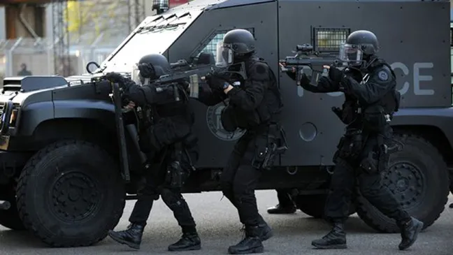 Luật chống khủng bố trước áp lực thực tế mới ảnh 1