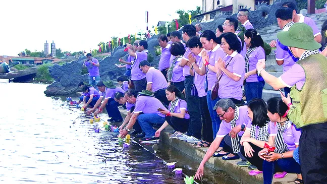 Hành trình tri ân -  tiếp lửa truyền thống 2017 ảnh 5