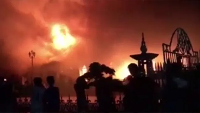 Nhà thờ Trung Lao ở Nam Định bị thiêu rụi trong đêm 