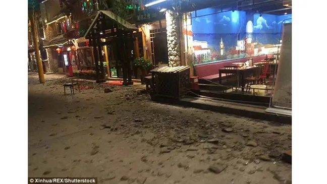 Hai trận động đất liên tiếp ở Trung Quốc, hàng trăm người thương vong ảnh 2